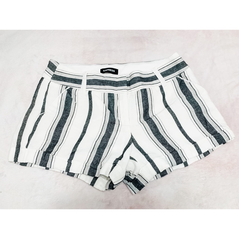Express Midi Low Rise Line  Shorts